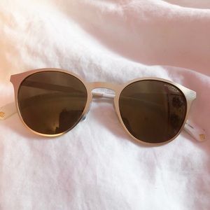 Polaroid Gold Frame Polarized Sunglasses